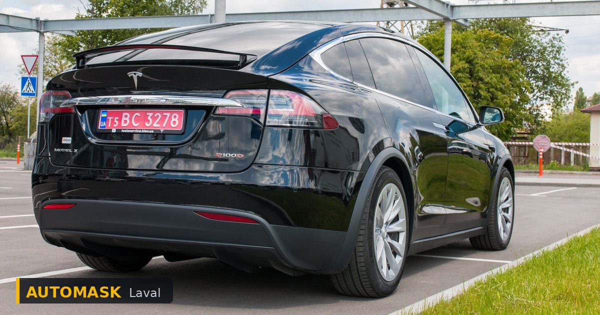 VUS noir aux vitres teint&eacute;es &mdash; prix de la teinte de vitres auto &agrave; Laval, Automask